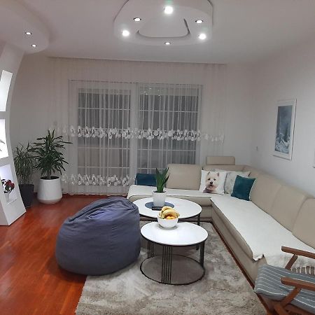 Guest House No 13 모스타르 외부 사진