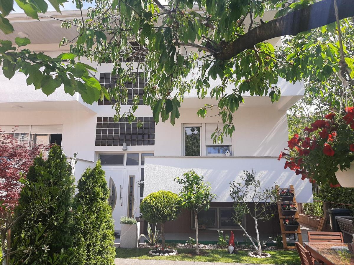 Guest House No 13 모스타르 외부 사진